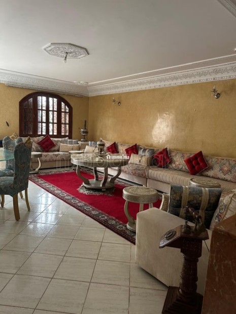 Somptueuse maison à vendre à Dar Bouazza.
Superficie 260 m².
Terrasse et jardin - Vente Immobilier - Dar Bouazza - photo 2