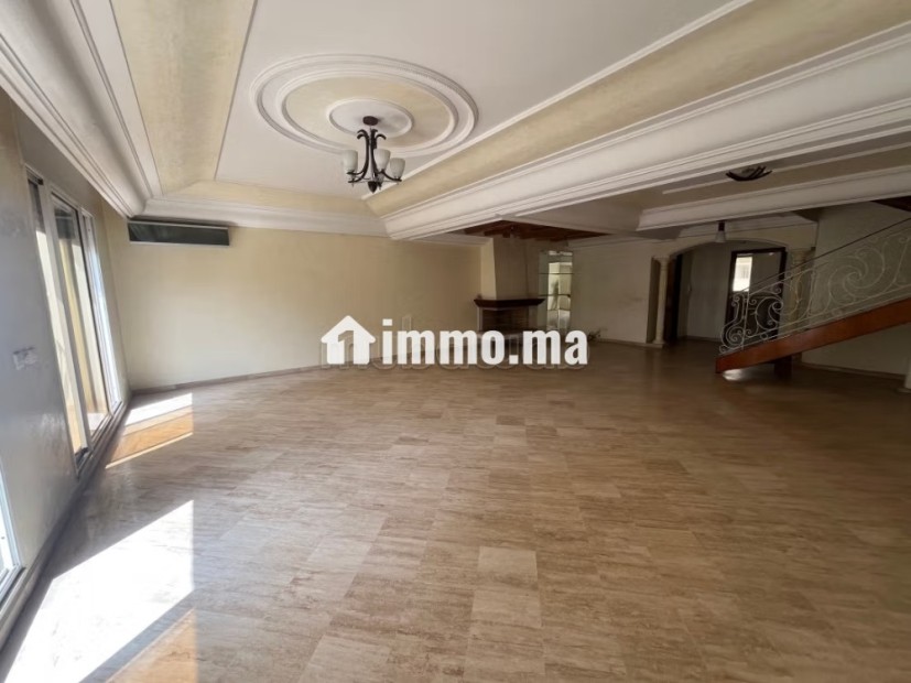 Superbe appartement duplex à vendre à Racine. 5 grandes pièces. Terrasse - Vente Immobilier - Casablanca - photo 1