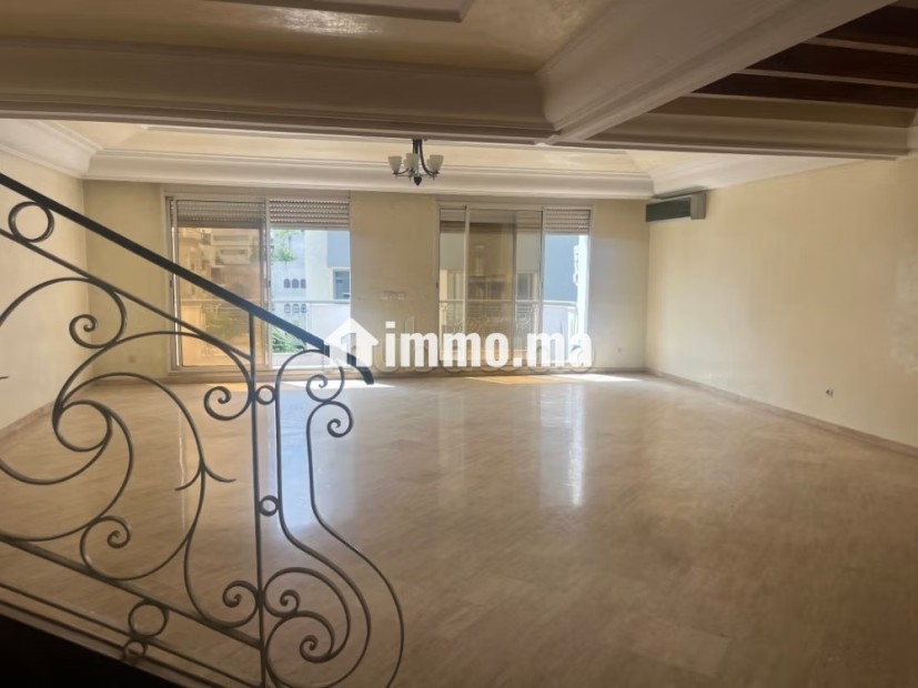 Superbe appartement duplex à vendre à Racine. 5 grandes pièces. Terrasse - Vente Immobilier - Casablanca - photo 5