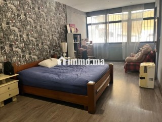 Bel appartement à vendre à Gauthier.
Surface de 240 m².
Concierge et climatisation - Appartement à vendre - Casablanca