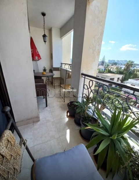 Appartement à vendre sur le bd Sijilmassi. Terrasse et pas de vis a vis. 3 chambres - Vente Immobilier - Casablanca - photo 2