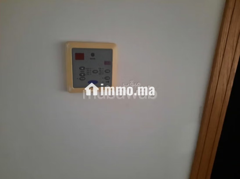 Bureau de 77 m2 à l'achat sur Abdelmoumen l. Immeuble professionnel Conciergerie à disposition, système de climatisation - Vente Immobilier - Casablanca - photo 7