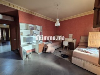Villa traditionnel en plein cœur de la ville - Villa à vendre - Marrakech