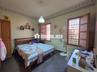 Villa traditionnel en plein cœur de la ville - Villa à vendre - Marrakech