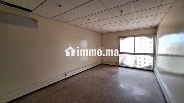 Bureaux de 240 à 2880 m² proche F.A.R - Location Immobilier - Casablanca - photo 4