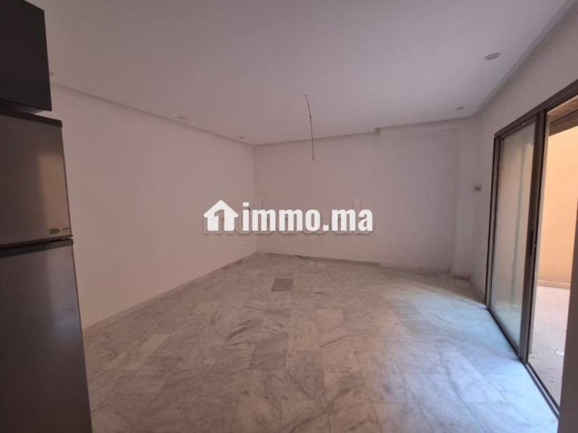 Appartement à vendre à Guéliz. Surface totale 106 m². Ascenseur et terrasse - Vente Immobilier - Marrakech - photo 4