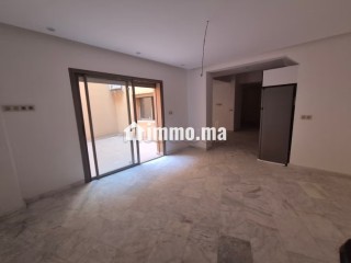Appartement à vendre à Guéliz. Surface totale 106 m². Ascenseur et terrasse - Appartement à vendre - Marrakech