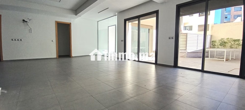 Bureau d'exception avec terrasse – Emplacement premium à Val Fleury - Location Immobilier - Casablanca - photo 1
