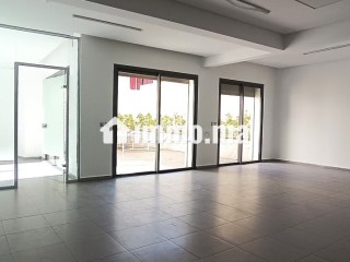 Bureau d'exception avec terrasse – Emplacement premium à Val Fleury - Bureau à louer - Casablanca