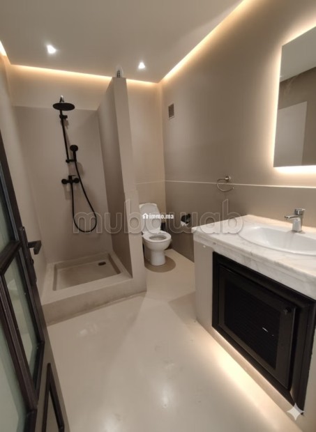 À Louer – Villa moderne 4 chambres à Ain Diab - Location Immobilier - Casablanca - photo 8