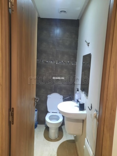 Bel appartement en location à Aïn Sebaâ.
Bien meublé - Location Immobilier - Casablanca - photo 2