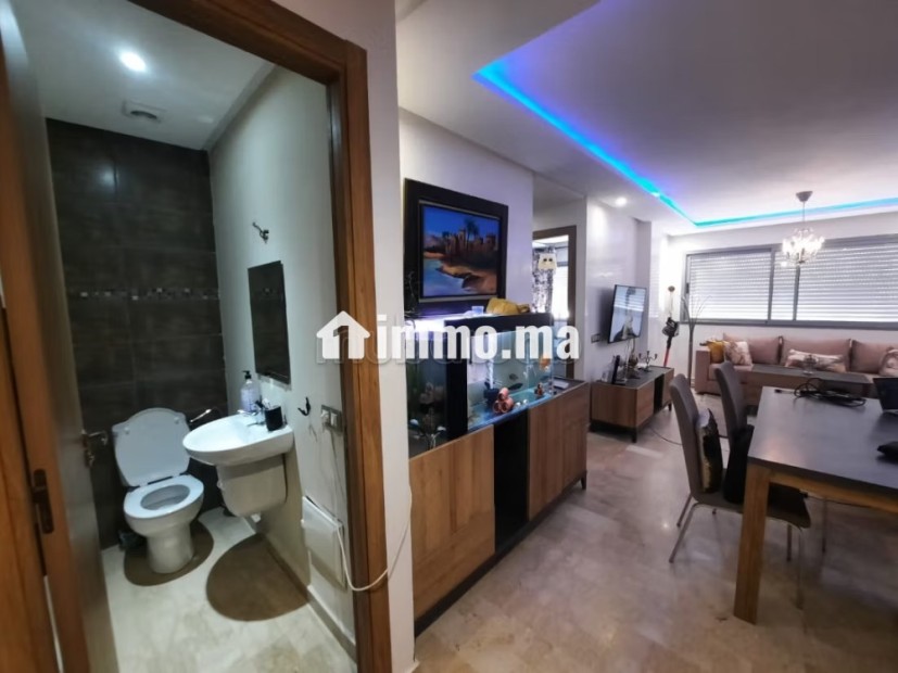 Bel appartement en location à Aïn Sebaâ.
Bien meublé - Location Immobilier - Casablanca - photo 8