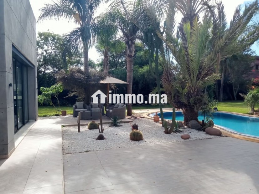 Superbe villa à location à Bouskoura, 6 chambres - Location Immobilier - Bouskoura - photo 1