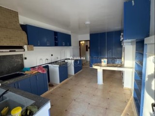 Superbe villa à louer à Souissi. Surface de 1020 m². Terrasse et jardin - Villa à louer - Rabat