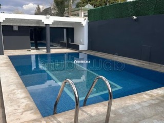Superbe villa à louer à Souissi. Surface de 1020 m². Terrasse et jardin - Villa à louer - Rabat