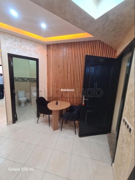 Très bel appartement en location à Hay Mabrouka. 4 grandes pièces. Porte blindée et système de double vitrage - Location Immobilier - Marrakech - photo 3