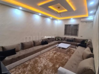 Très bel appartement en location à Hay Mabrouka. 4 grandes pièces. Porte blindée et système de double vitrage - Appartement à louer - Marrakech