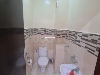 Très bel appartement en location à Hay Mabrouka. 4 grandes pièces. Porte blindée et système de double vitrage - Appartement à louer - Marrakech