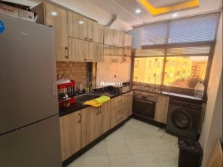 Très bel appartement en location à Hay Mabrouka. 4 grandes pièces. Porte blindée et système de double vitrage - Appartement à louer - Marrakech