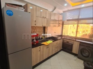 Très bel appartement en location à Hay Mabrouka. 4 grandes pièces. Porte blindée et système de double vitrage - Appartement à louer - Marrakech