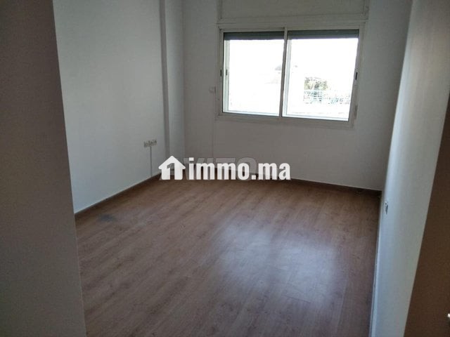 Appartement 3 Chambres Quartier Palmier ensoleillé, TRAM, École Molière - Location Immobilier - Casablanca - photo 4