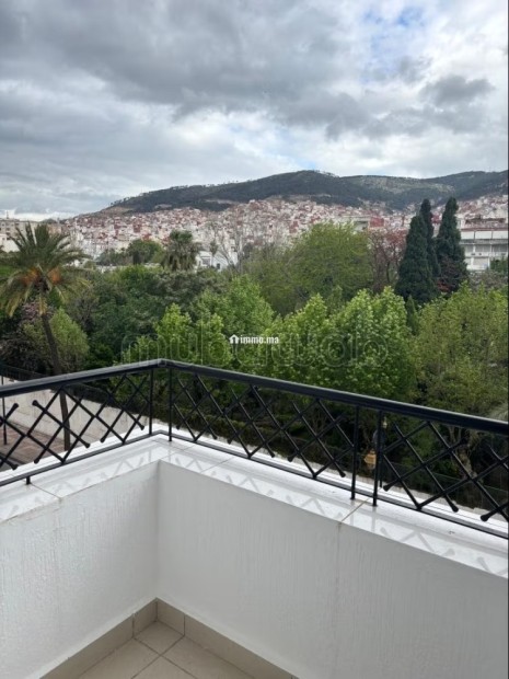 Vente d'un bel appartement à Medina. Superficie 122 m². Terrasse et ascenseur - Vente Immobilier - Tetouan - photo 1