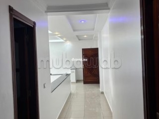 Vente d'un bel appartement à Medina. Superficie 122 m². Terrasse et ascenseur - Appartement à vendre - Tetouan
