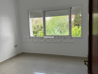 Vente d'un bel appartement à Medina. Superficie 122 m². Terrasse et ascenseur - Appartement à vendre - Tetouan