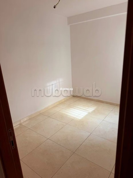 Location d'un appartement à Bel Air Val fleuri. 2 chambres agréables. Places de stationnement et jardin - Location Immobilier - Tanger - photo 4