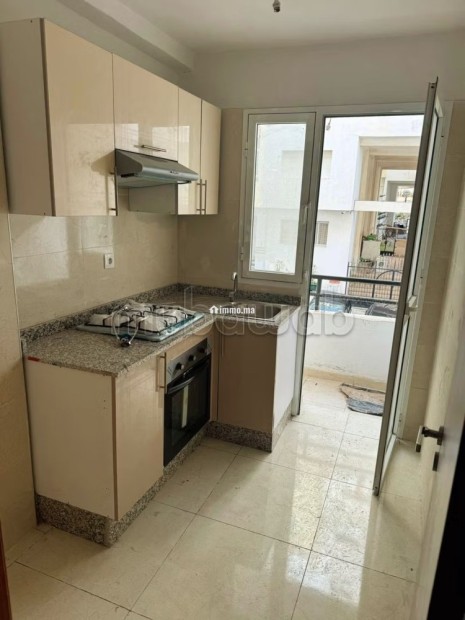 Location d'un appartement à Bel Air Val fleuri. 2 chambres agréables. Places de stationnement et jardin - Location Immobilier - Tanger - photo 7