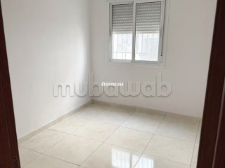 Location d'un appartement à Bel Air Val fleuri. 2 chambres agréables. Places de stationnement et jardin - Appartement à louer - Tanger