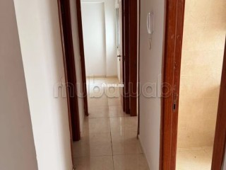 Location d'un appartement à Bel Air Val fleuri. 2 chambres agréables. Places de stationnement et jardin - Appartement à louer - Tanger