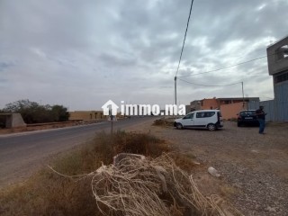 Local commercial à l'achat à Ouled Teïma. Surface de 908 m² - Local commercial à vendre - Autre