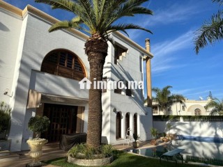Villa de luxe à vendre à Californie.
Surface totale 800 m² - Villa à vendre - Casablanca
