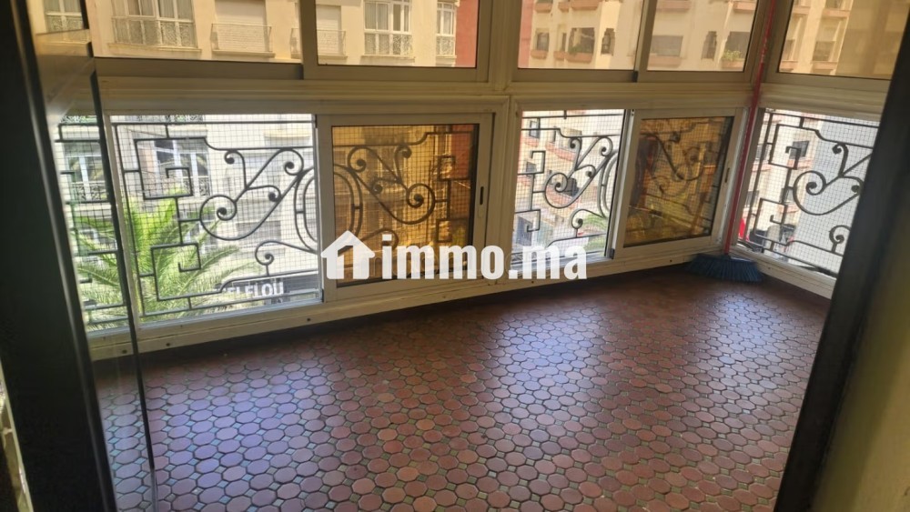 Bel appartement à vendre en plein boulevard Ghandi - Vente Immobilier - Casablanca - photo 3