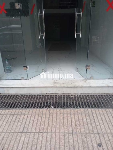 Local aménagé à des hôpitaux 110m2 - Location Immobilier - Casablanca - photo 2