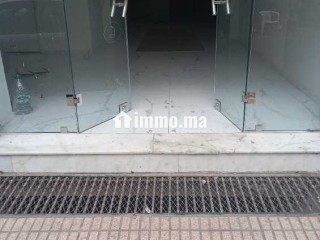 Local aménagé à des hôpitaux 110m2 - Local commercial à louer - Casablanca