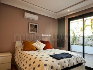 Appartement moderne côté gare Oasis avec terrasse - Appartement à louer - Casablanca