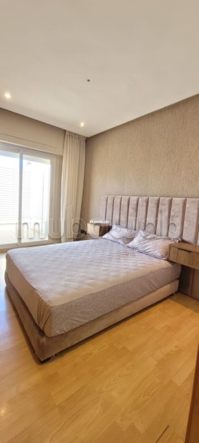 Appartement moderne plein Racine avec terrasse - Location Immobilier - Casablanca - photo 5