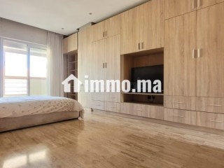 Appartement moderne plein Racine avec terrasse - Appartement à louer - Casablanca