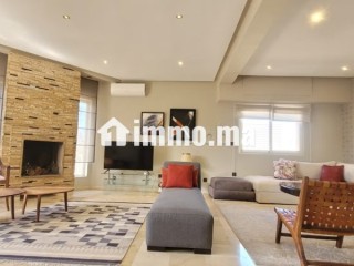 Appartement moderne plein Racine avec terrasse - Appartement à louer - Casablanca