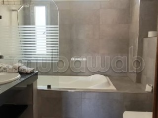 Appartement moderne plein Racine avec terrasse - Appartement à louer - Casablanca
