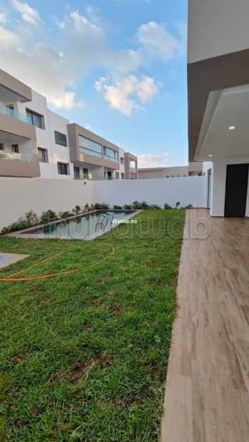 Annonce propriétaire: Appartement à louer à Dar Bouazza. Superficie 265 m². Prestation de conciergerie, belle Piscine - Location Immobilier - Dar Bouazza - photo 2
