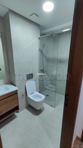 Annonce propriétaire: Appartement à louer à Dar Bouazza. Superficie 265 m². Prestation de conciergerie, belle Piscine - Location Immobilier - Dar Bouazza - photo 6
