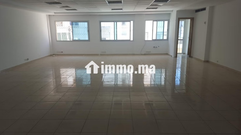 Plateau bureau open space 225m haut agdal - Location Immobilier - Rabat - photo 1