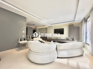 Appartement De Luxe 270 m2 Entiérement Meublé - Appartement à louer - Casablanca