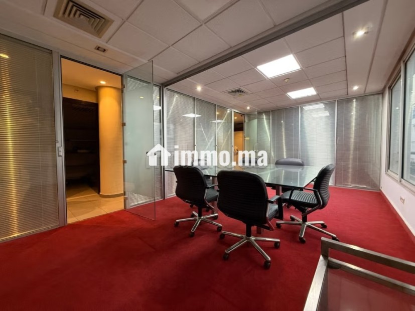 Exceptionnel plateau bureau aménagé de 600 m2 avec 5 places de parking - Location Immobilier - Casablanca - photo 7
