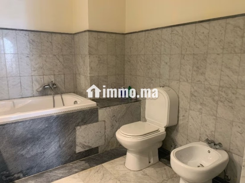 Duplex Meublé à louer à AIN DIAB II - Location Immobilier - Casablanca - photo 6