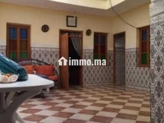 À vendre beau riad proche la place jema fna - Villa à vendre - Marrakech