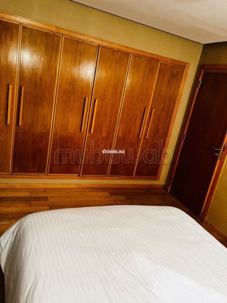 Location d'un appartement à Casablanca Marina. 1 belle chambre. Avec ascenseur et terrasse - Vente Immobilier - Casablanca - photo 2